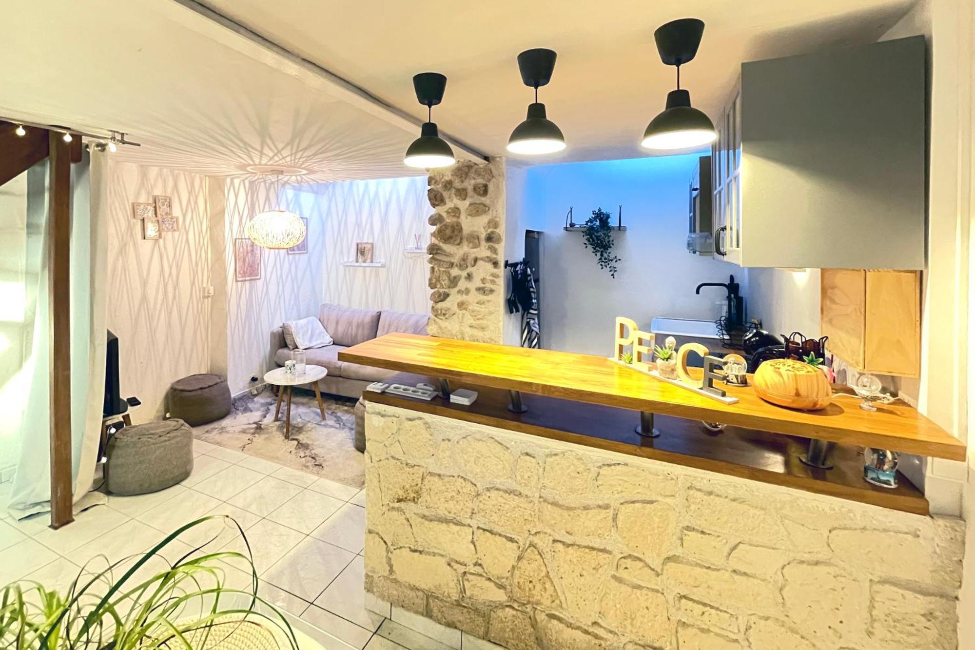 Cocon Chaleureux Entierement Renove A 150m De Le Seine Holiday home Saint-Mammes