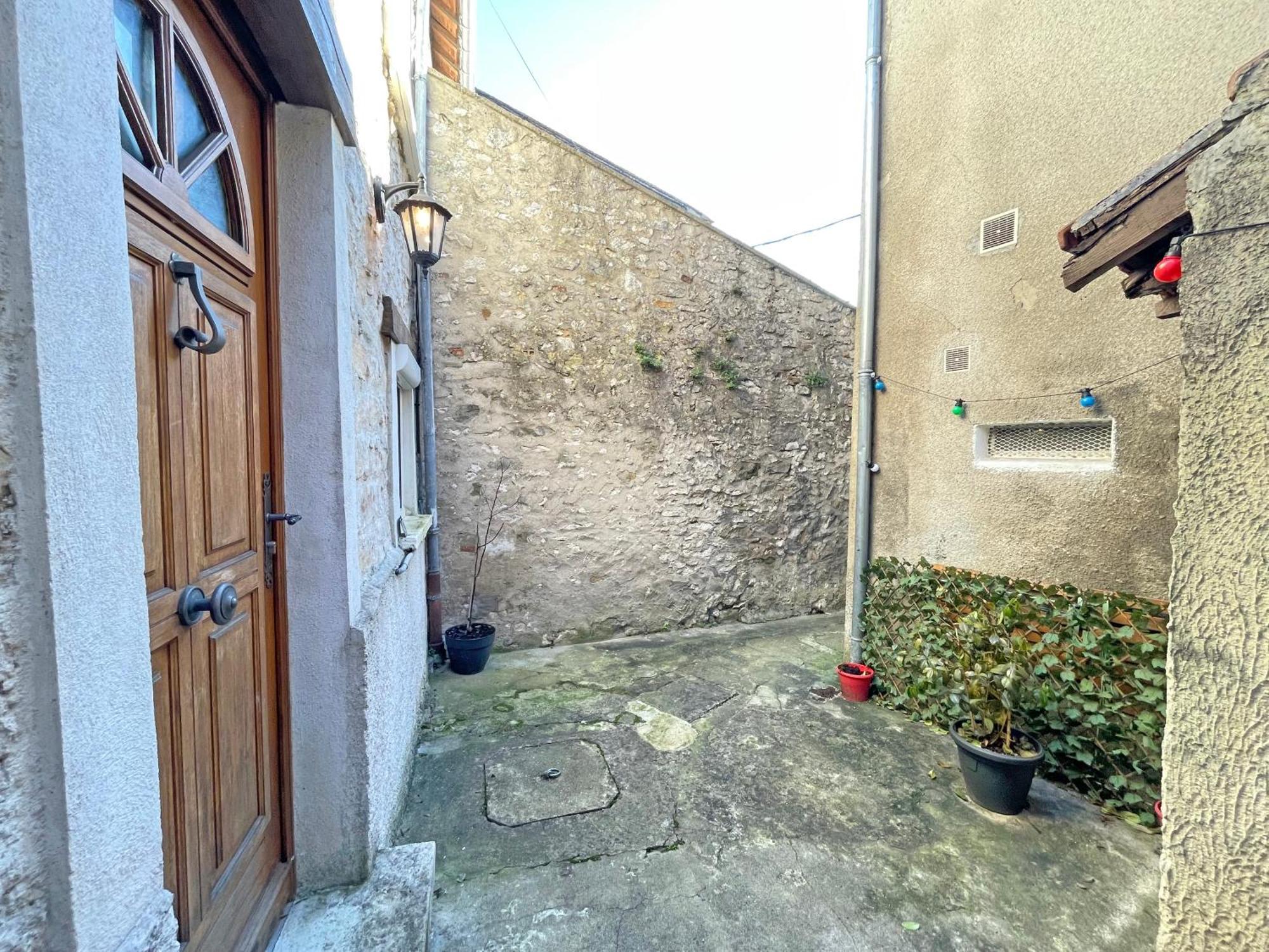Holiday home Cocon Chaleureux Entierement Renove A 150m De Le Seine